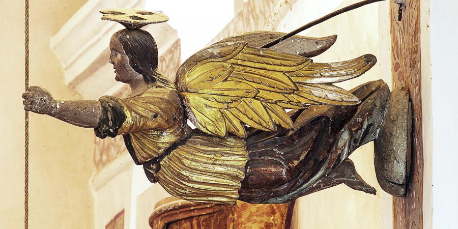 San-Fermo-Angeli-portalampa