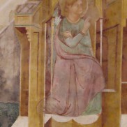 7-Angelo-inginocchiato